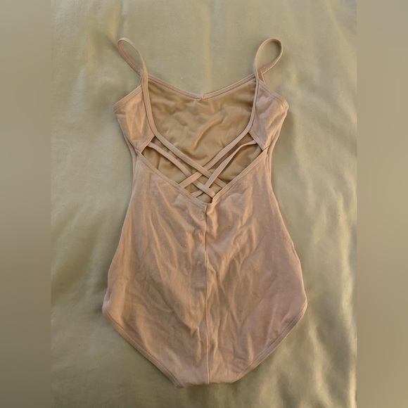 Capezio Criss-cross back leotard - ladies XS - Picture 3 of 3